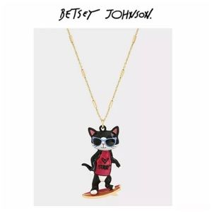NWT Betsey Johnson💋CATCH THE WAVE CAT Gold Tone Coated Enamel Long Necklace